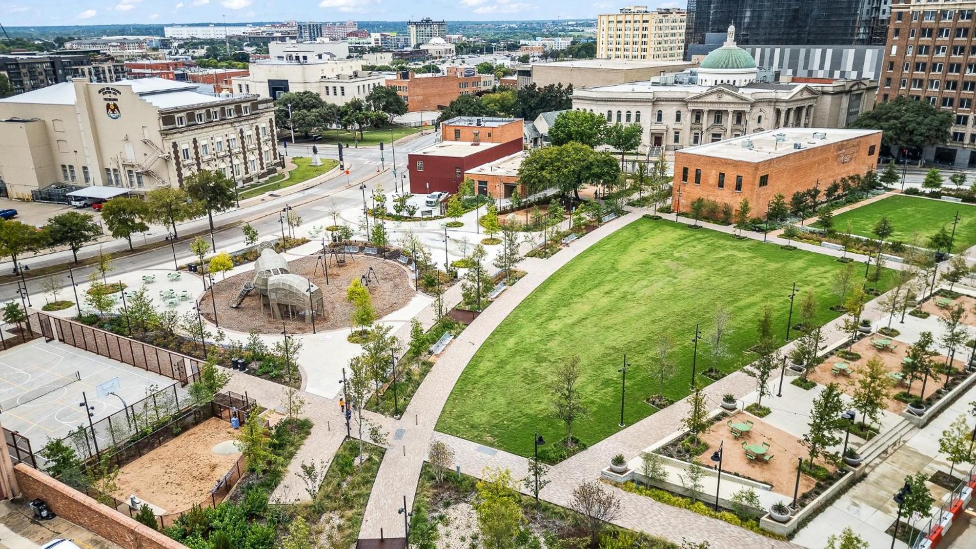 Dallas Farmers Market Apartment, Just Right In Downtown Dallas Tx Perfect Place Extérieur photo